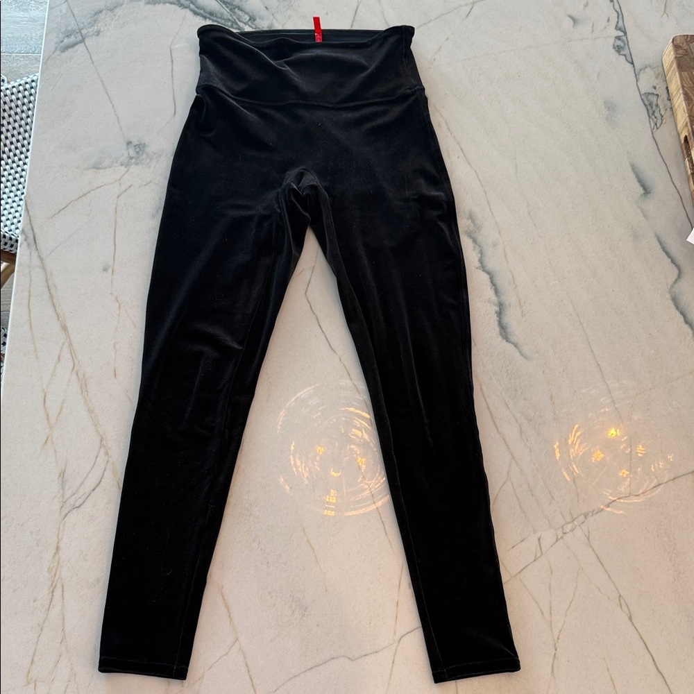 SPANX Velvet High-Rise Leggings
